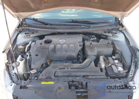 2010 Nissan Altima z USA, uszkodzony, nr VIN 1N4ALP7AN521620